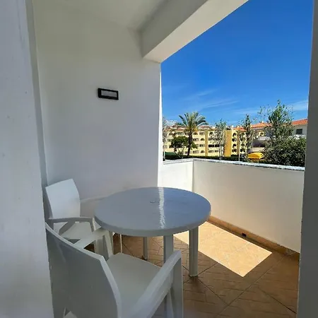 King's Village Apartment *