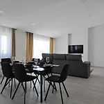 King's Village Διαμέρισμα Αλμπουφέιρα